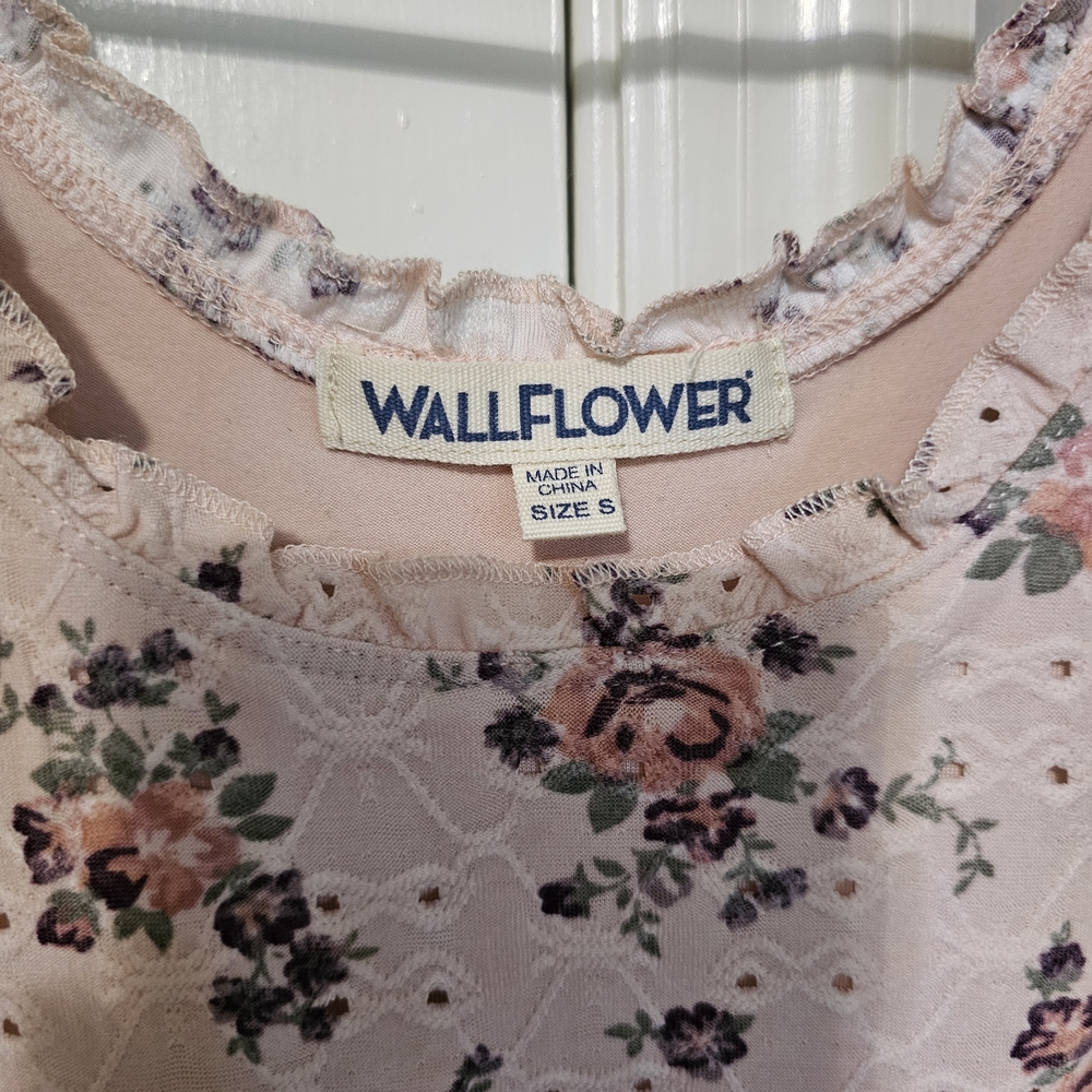 Wallflower Floral One Piece - Pink - Picture 2 of 4